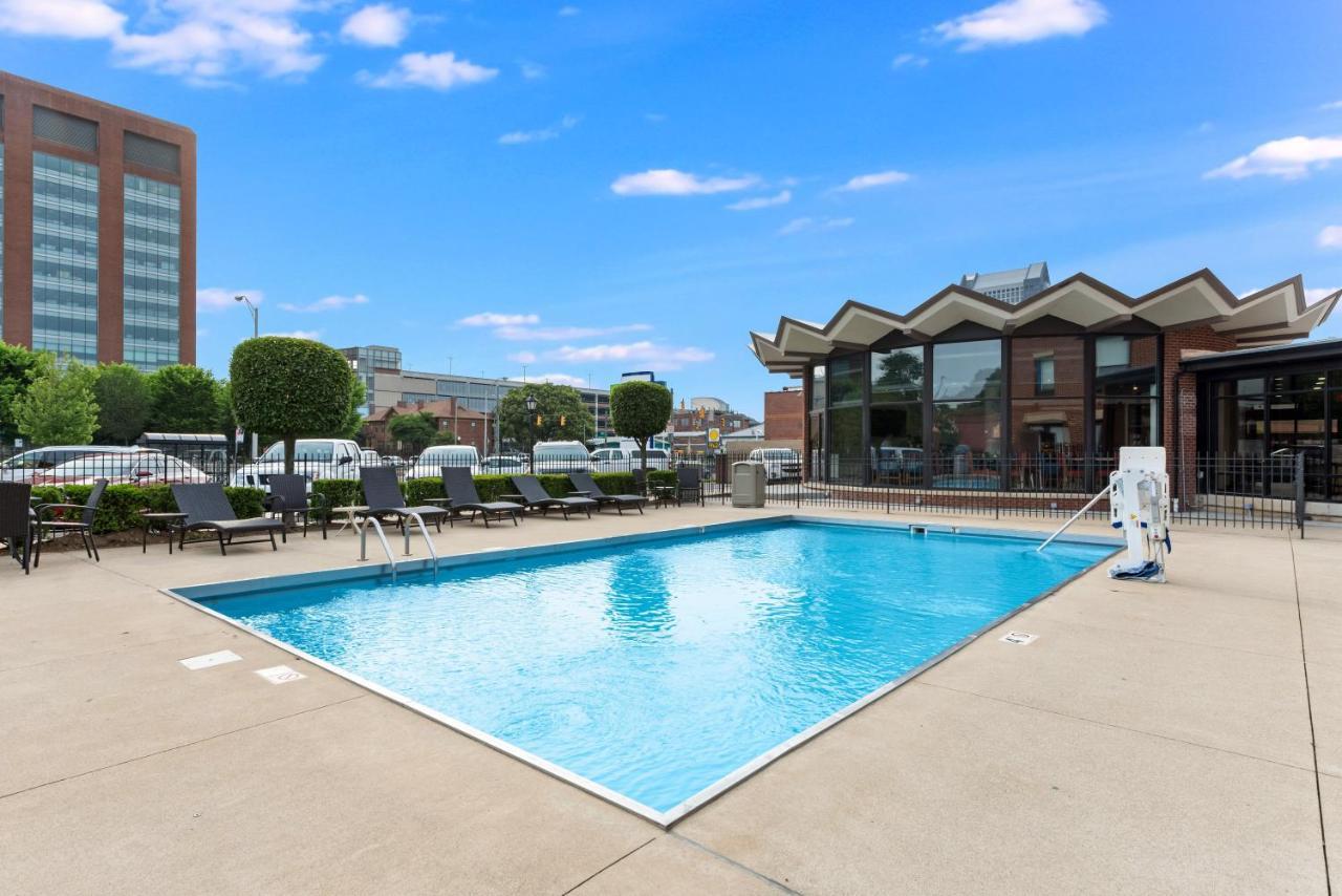 Holiday Inn Express - Columbus Downtown By Ihg Dış mekan fotoğraf